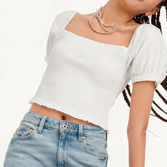 NWT DKNY White Smocked Puff Peasant Sleeve Top Cotton Large - Picture 2 of 11